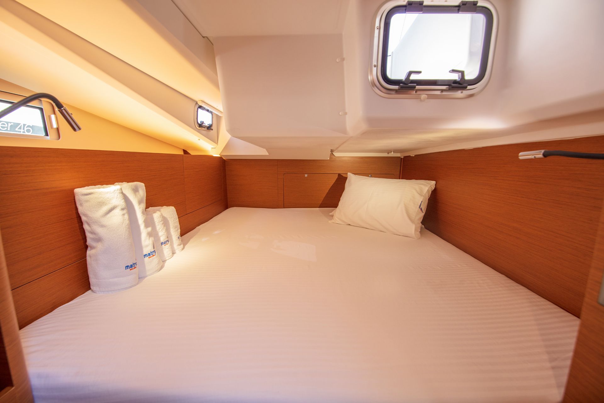 Jeanneau Sun Odyssey 440 | White Rabbit