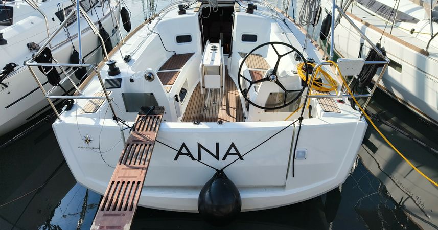 Jeanneau Sun Odyssey 349 | Ana