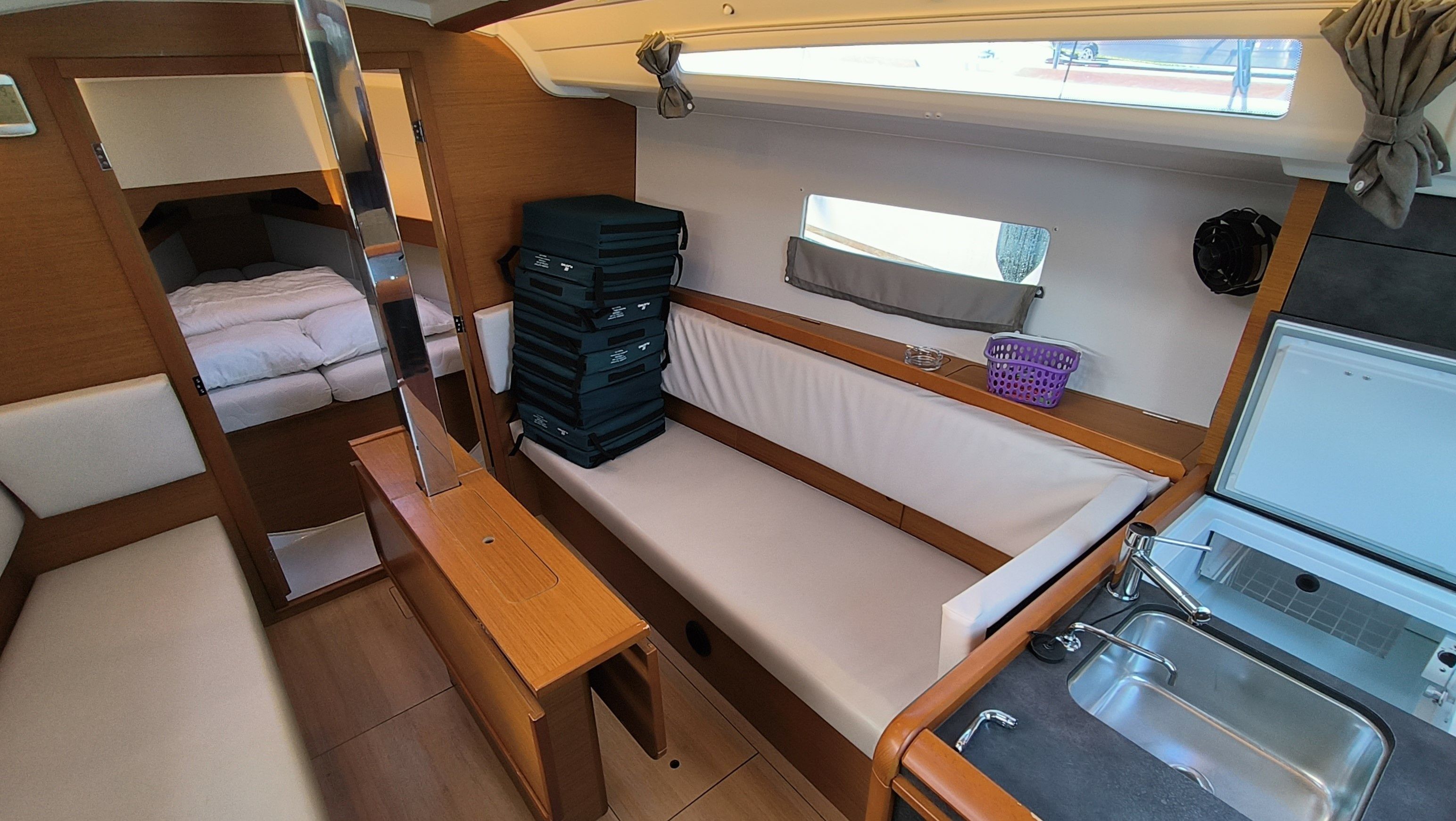 Jeanneau Sun Odyssey 349 | Ana