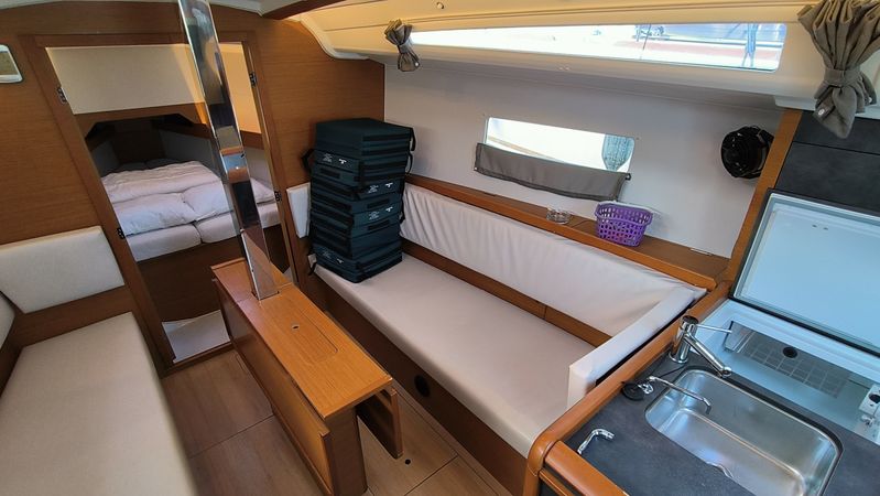 Jeanneau Sun Odyssey 349 | Ana
