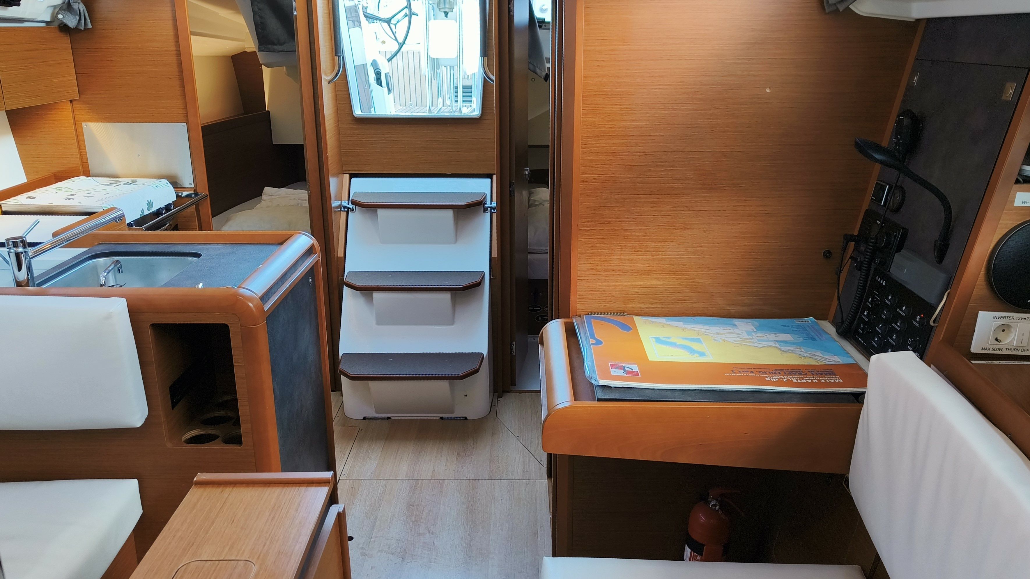 Jeanneau Sun Odyssey 349 | Ana