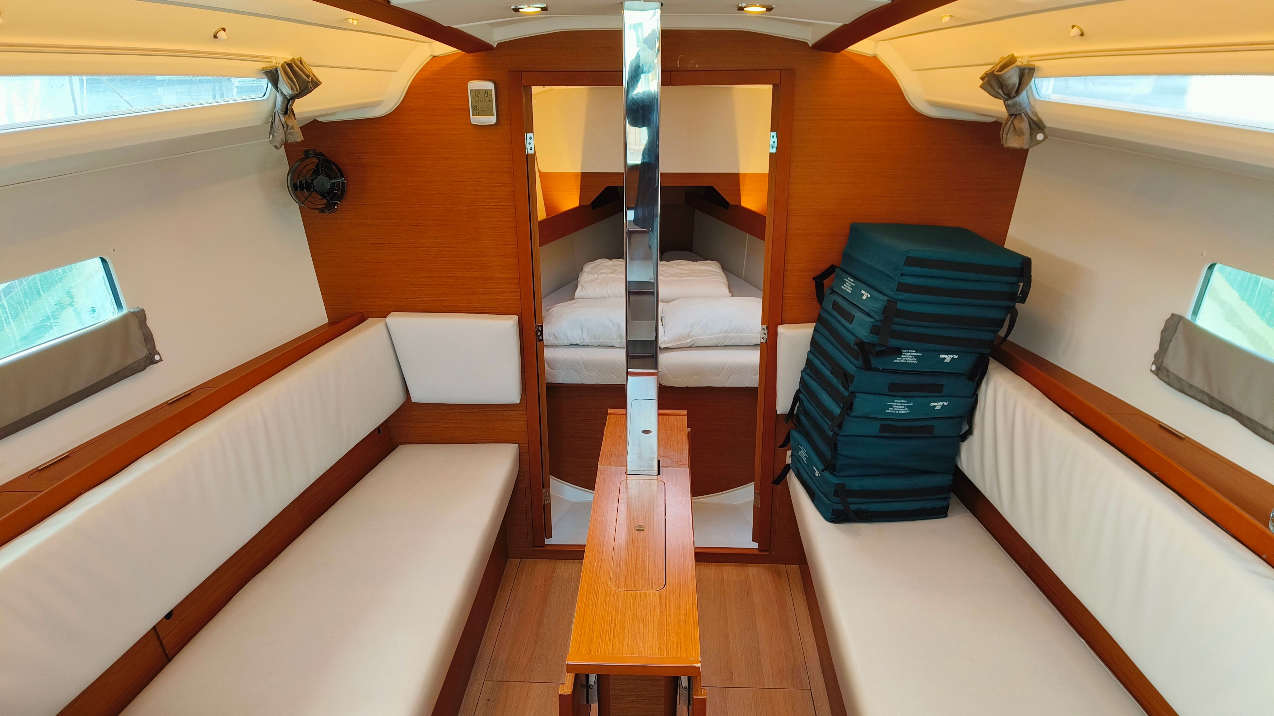 Jeanneau Sun Odyssey 349 | Ana