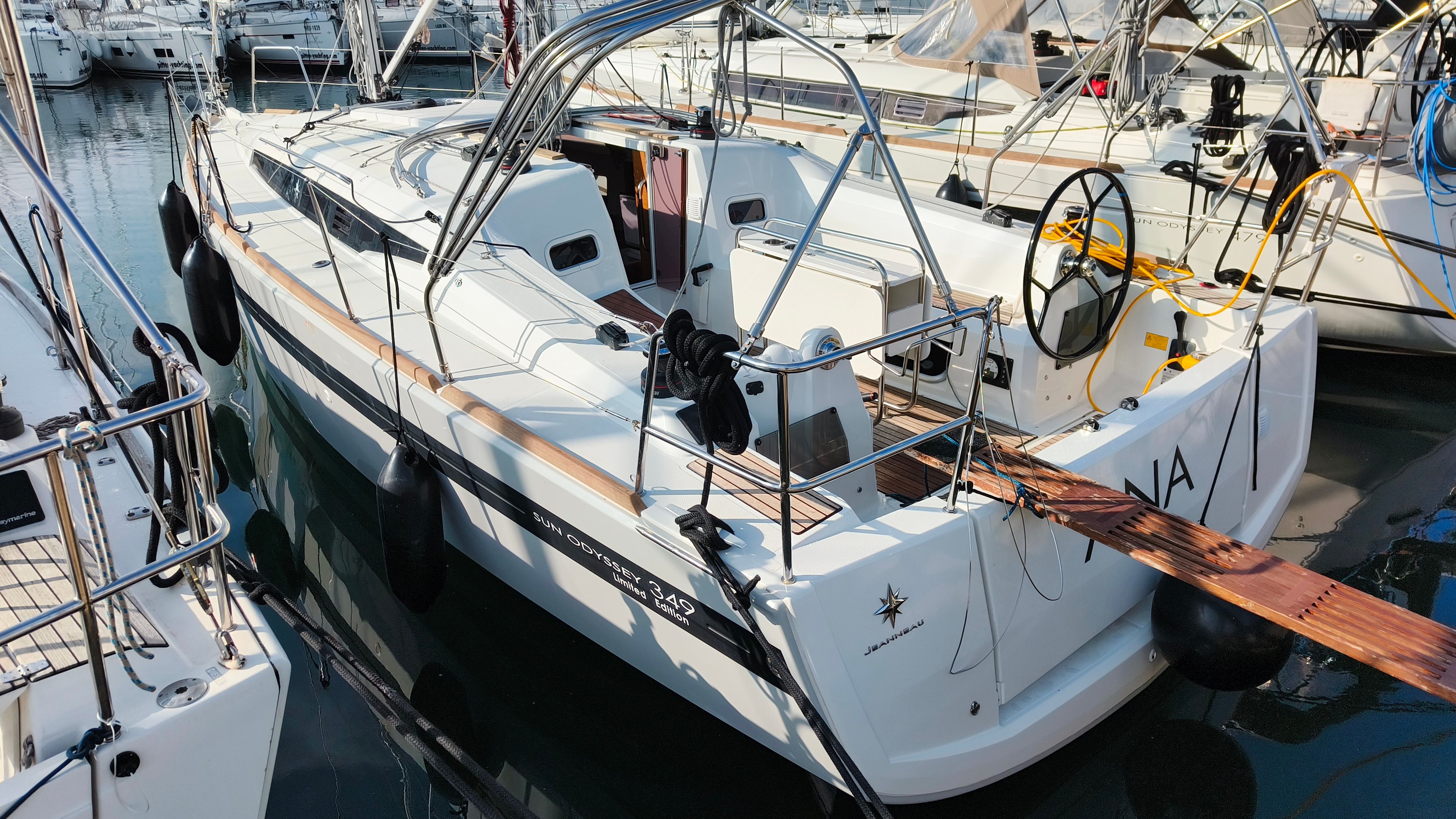 Jeanneau Sun Odyssey 349 | Ana