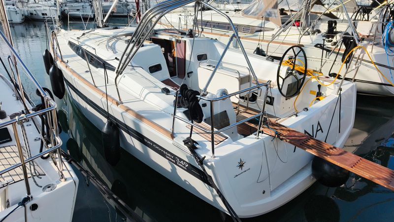 Jeanneau Sun Odyssey 349 | Ana