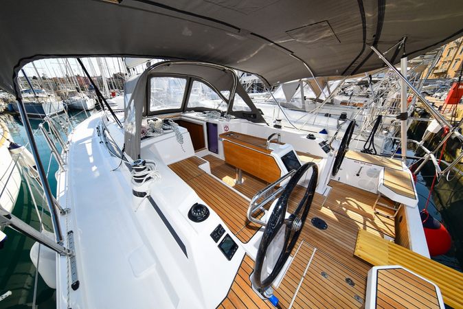 Bavaria C38 | Sea Cloud