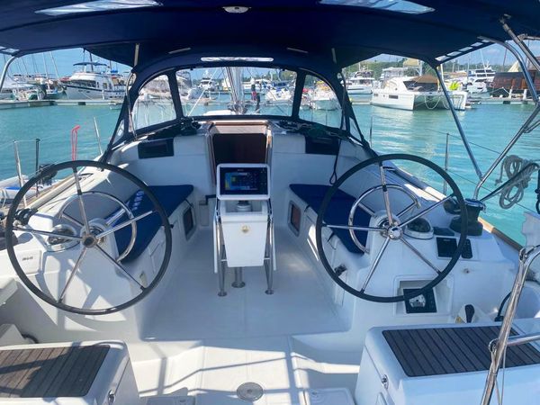 Jeanneau Sun Odyssey 409 | Cavalier