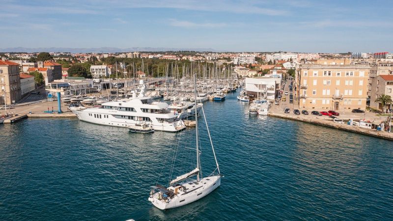 Elan 45 Impression | Zara