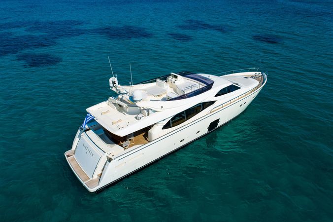 Ferretti 780 | Nineteen