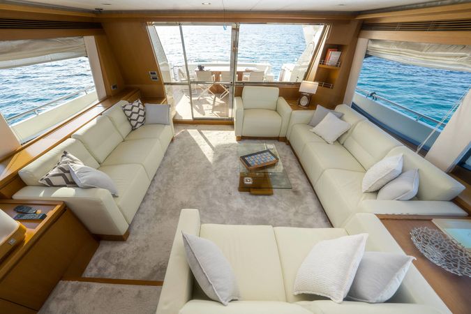 Ferretti 780 | Nineteen