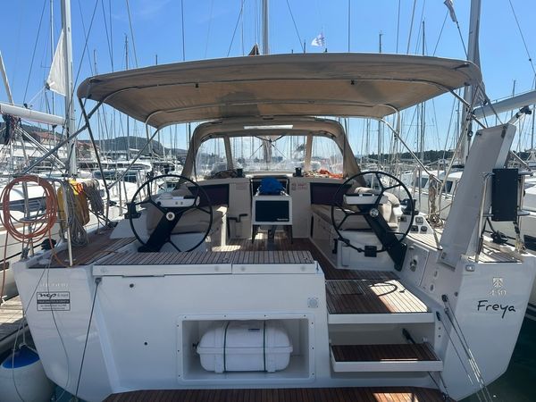 Dufour 430 | Freya