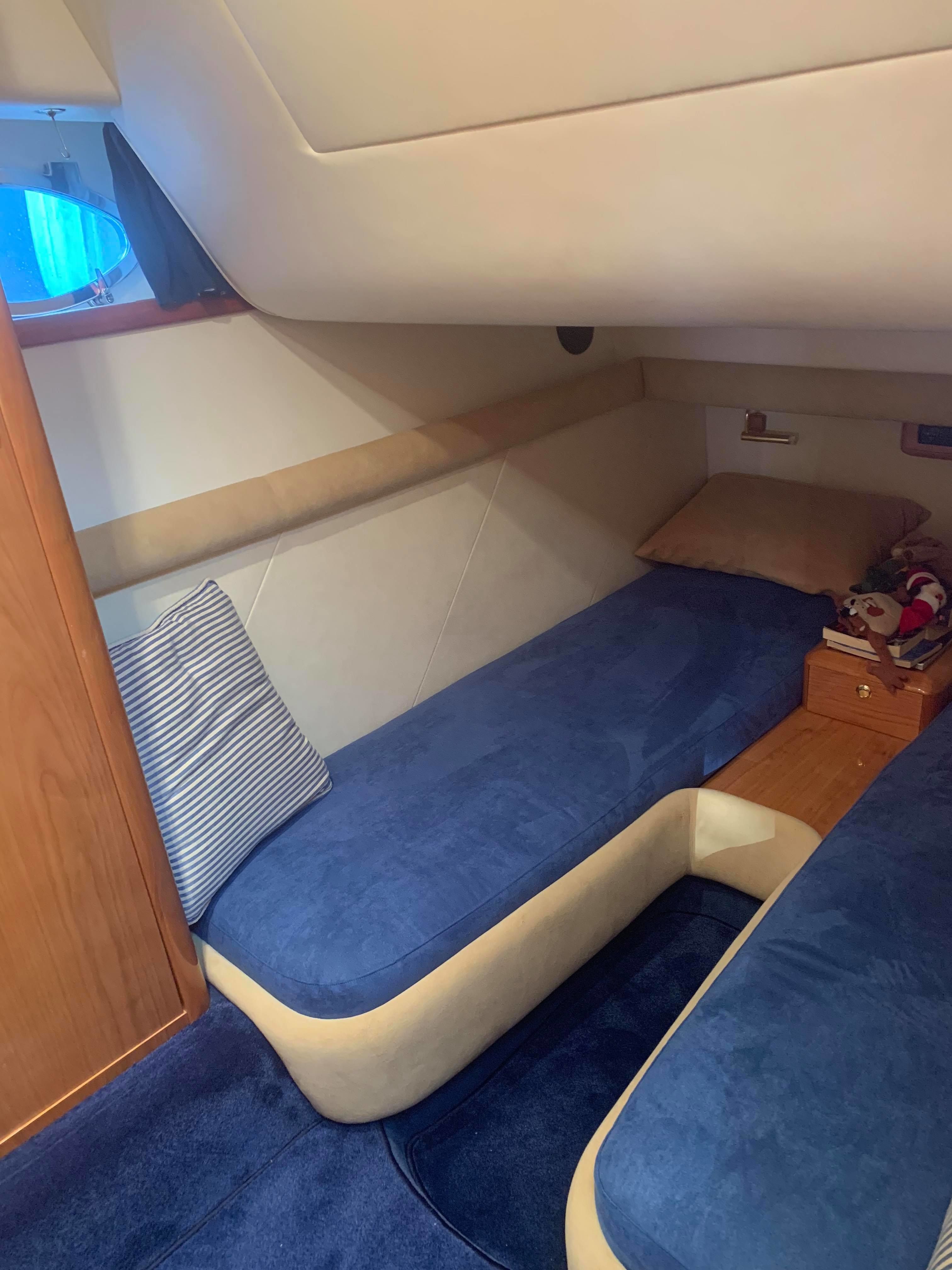 Cranchi Atlantique 50 | Crystal Blue