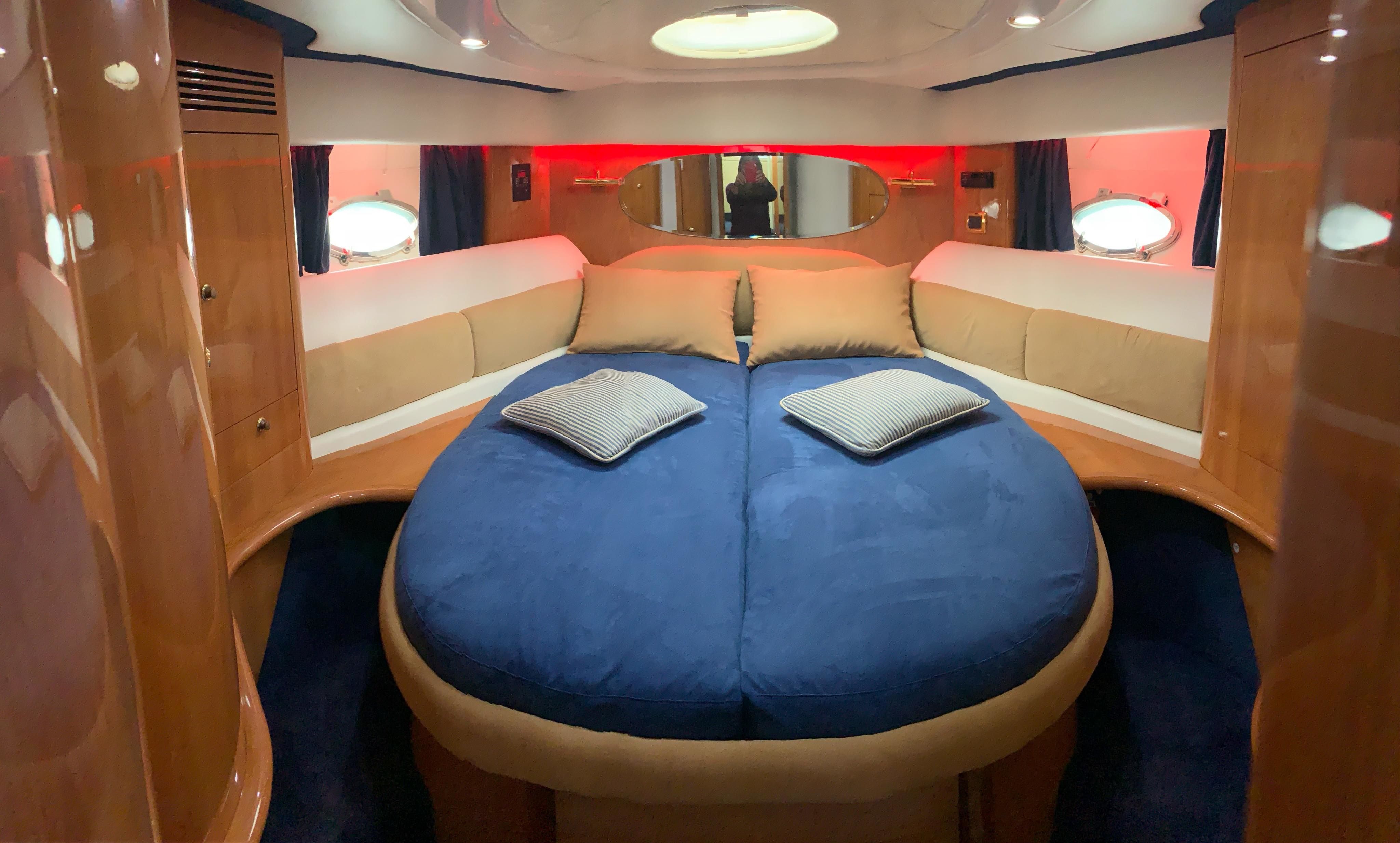 Cranchi Atlantique 50 | Crystal Blue