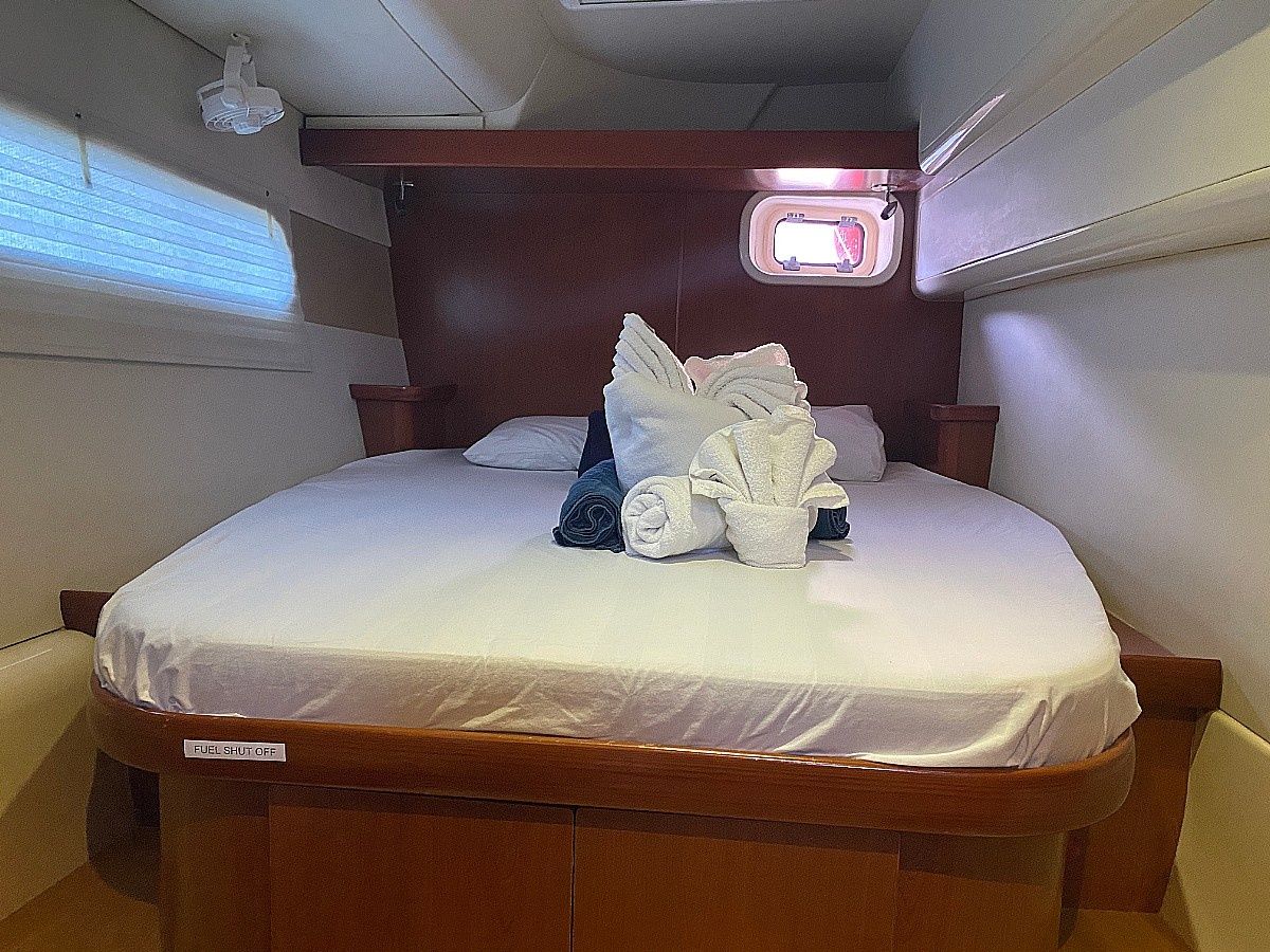 Leopard 46 | Moko Jumbie