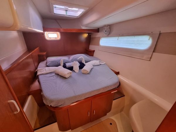 Leopard 46 | Moko Jumbie