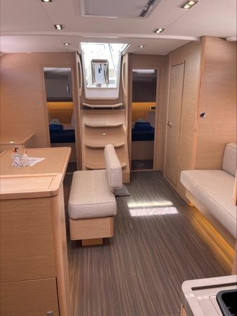 Dufour 470 | Shandy Breeze