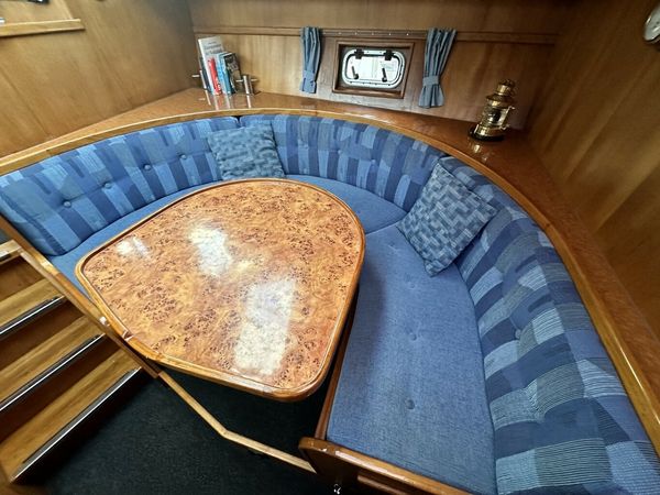 Vri-Jon Contessa | Nancy