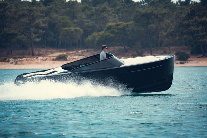 Rom 28 | Black Mirror