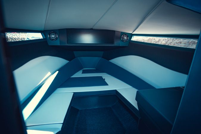 Rom 28 | Black Mirror