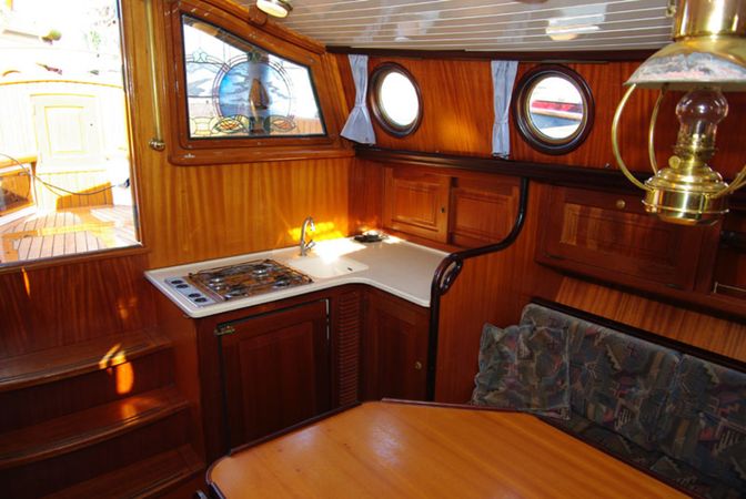 Lemsteraak 9.5 | Mata Hari