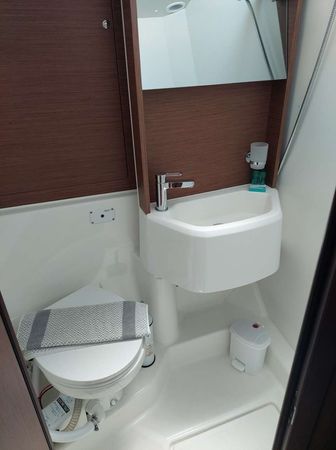 Beneteau Oceanis 51.1 | Omiros