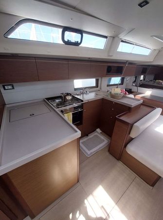 Beneteau Oceanis 51.1 | Omiros