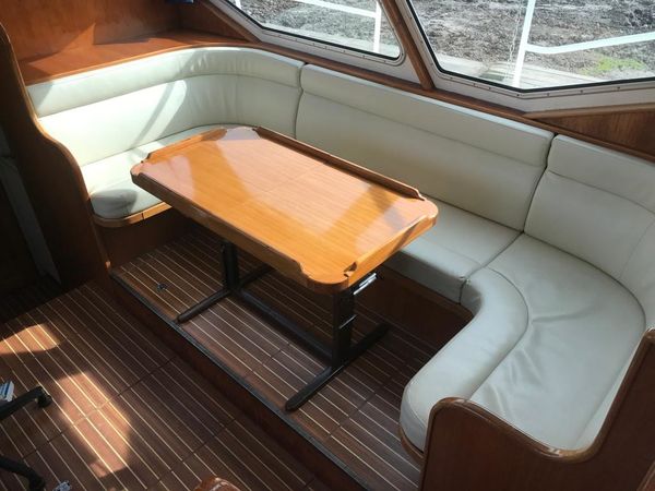 Pedro Solano 33 | Livina