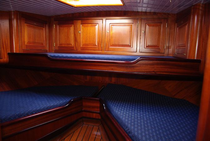 Lemsteraak 11 | Brandende Liefde