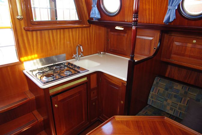 Lemsteraak 11 | Brandende Liefde