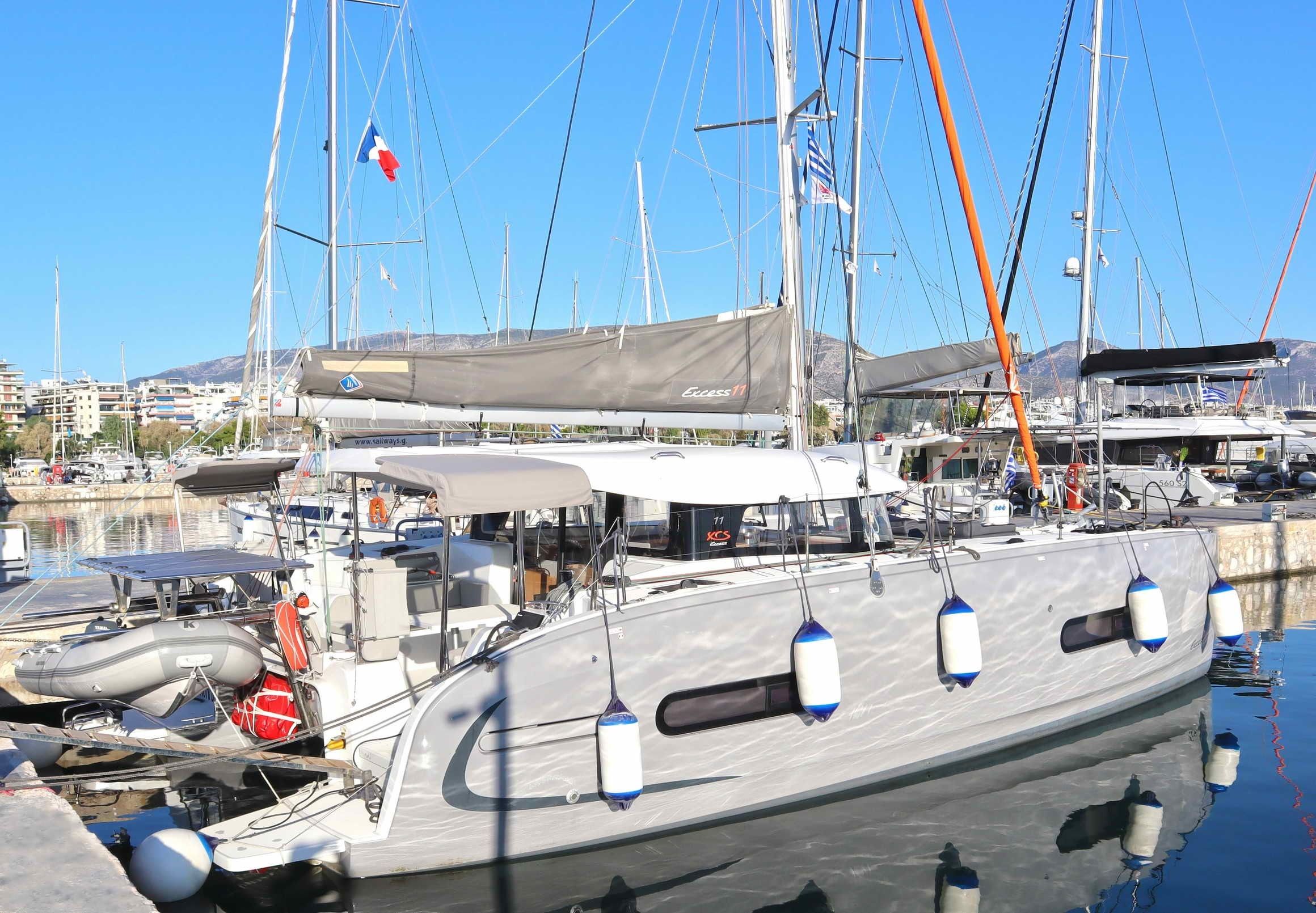 Excess 11 | Motu One