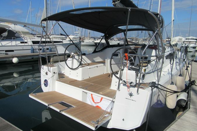 Jeanneau Sun Odyssey 380 | Euforica