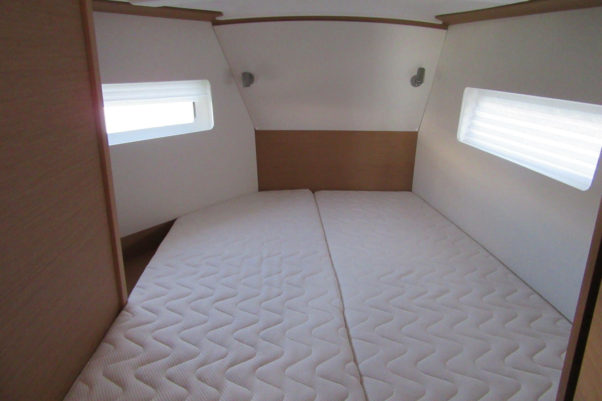 Jeanneau Sun Odyssey 380 | Euforica