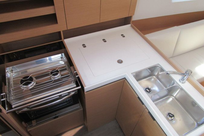 Jeanneau Sun Odyssey 380 | Euforica