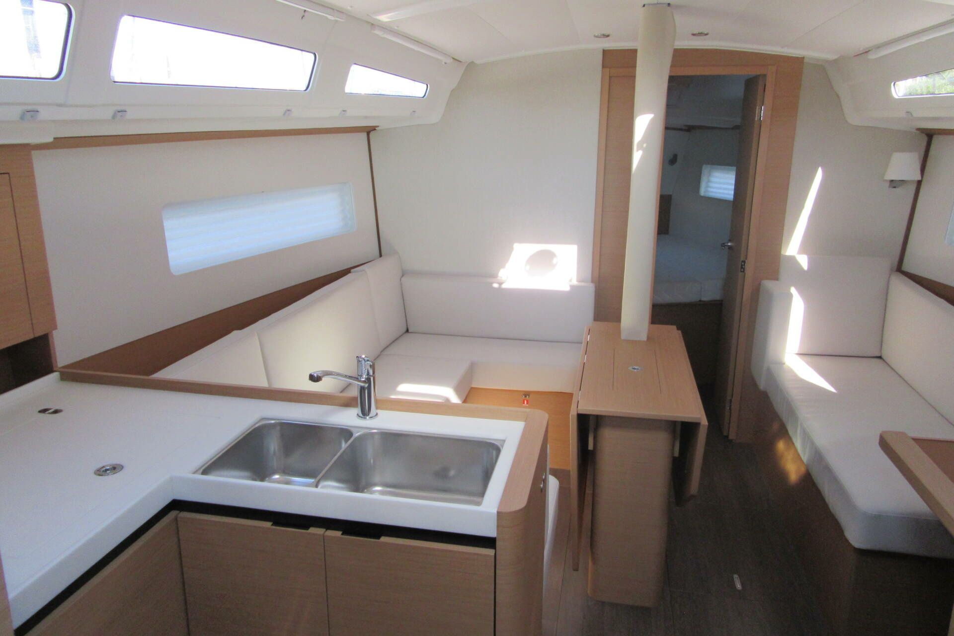 Jeanneau Sun Odyssey 380 | Euforica