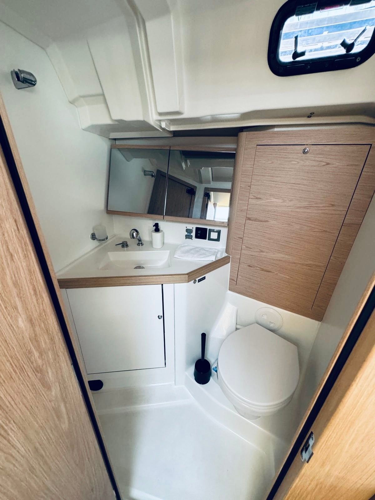 Beneteau Oceanis 46.1 | Arya