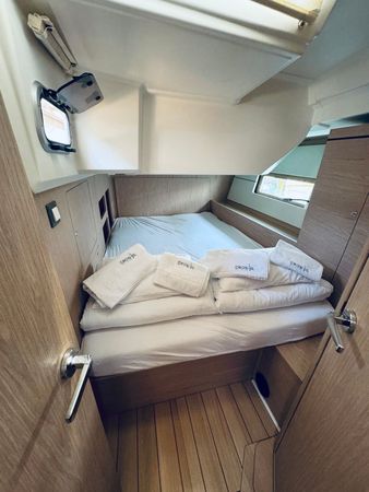 Beneteau Oceanis 46.1 | Arya