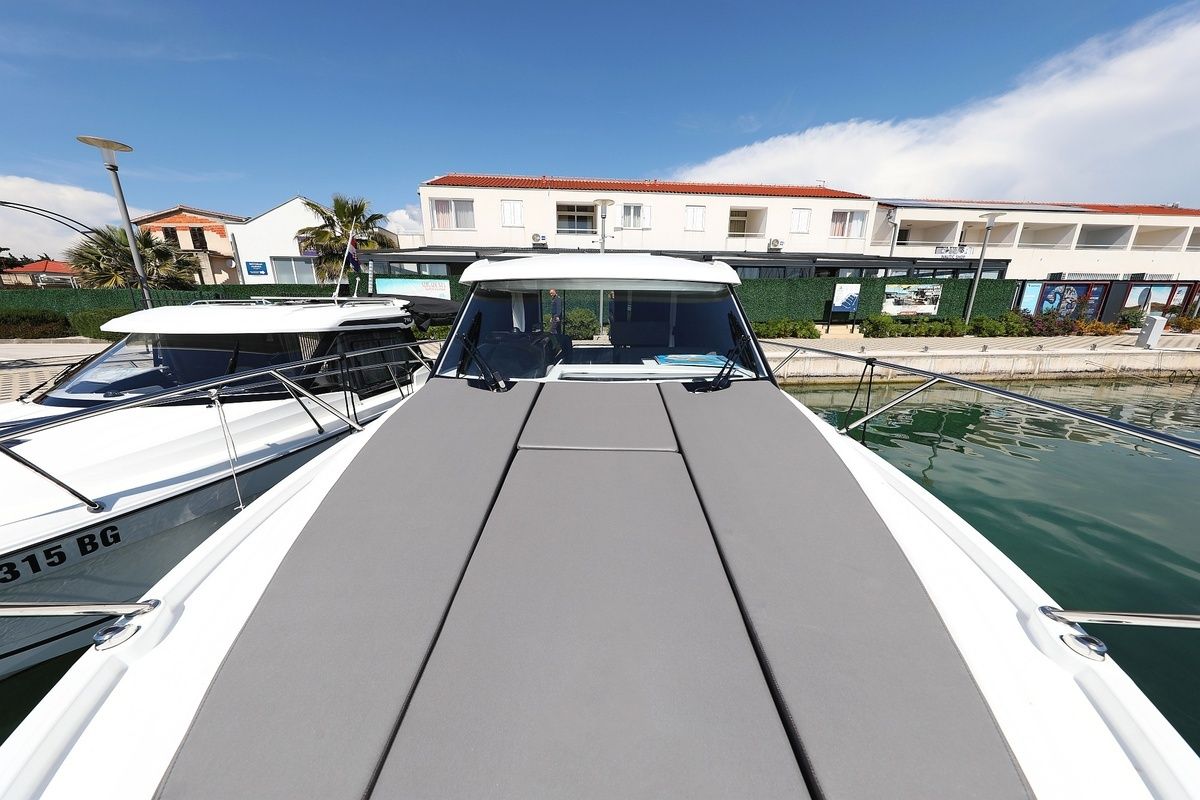 Beneteau Antares 9 | Lolo