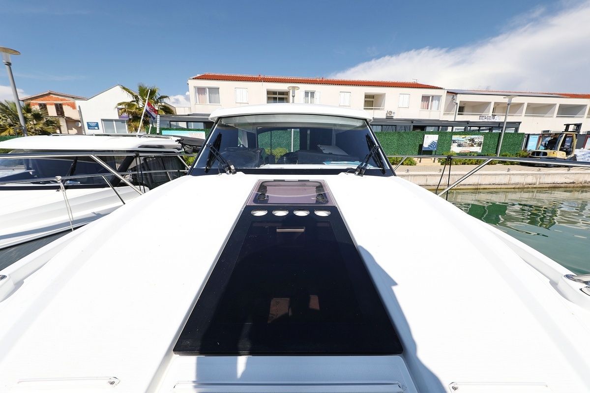 Beneteau Antares 9 | Lolo