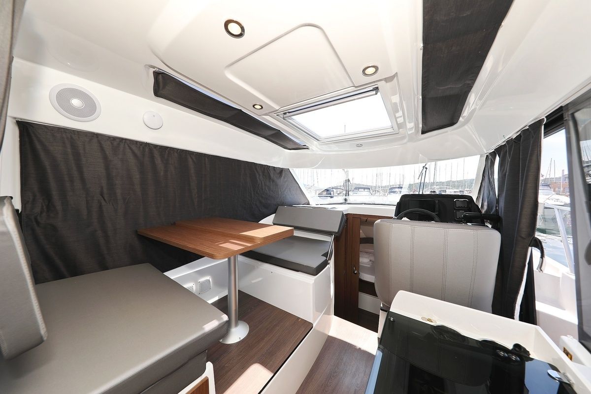 Beneteau Antares 9 | Lolo