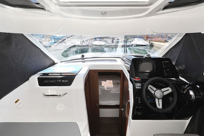 Beneteau Antares 9 | Lolo