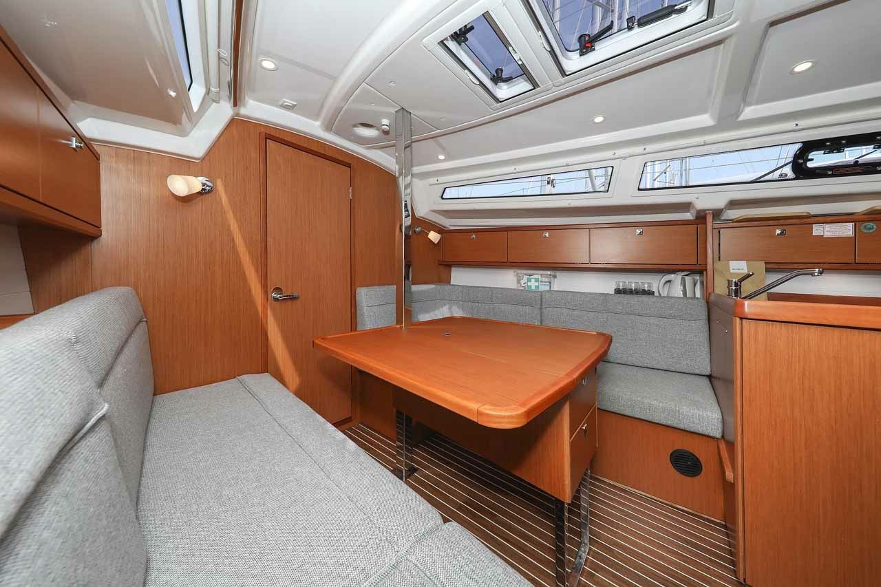 Bavaria Cruiser 34 | Funky 4ever