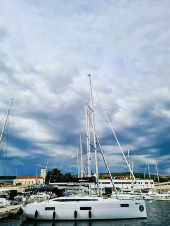 Elan 43 | First Edition