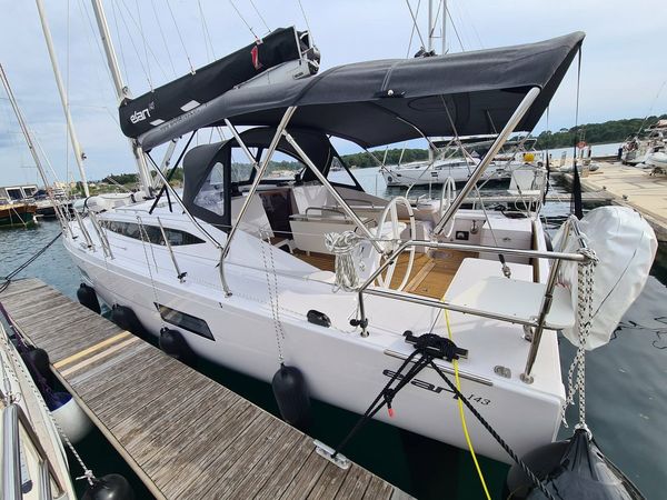 Elan 43 | First Edition