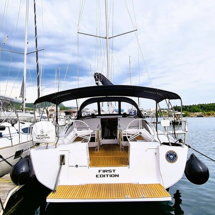 Elan 43 | First Edition