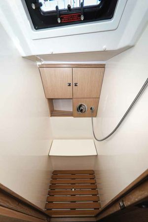 Bavaria Cruiser 46 | Studio 963