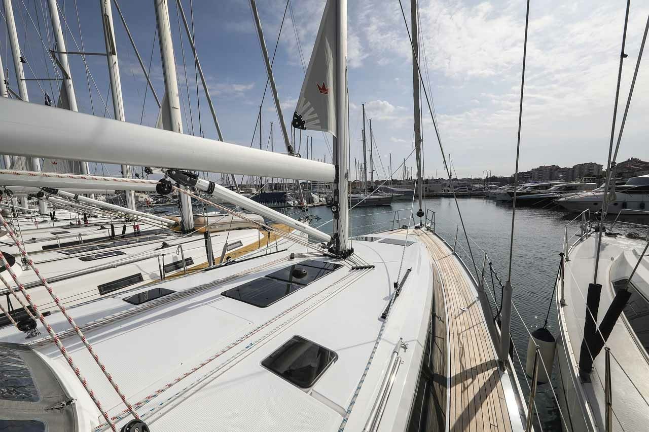 Bavaria Cruiser 46 | Studio 963