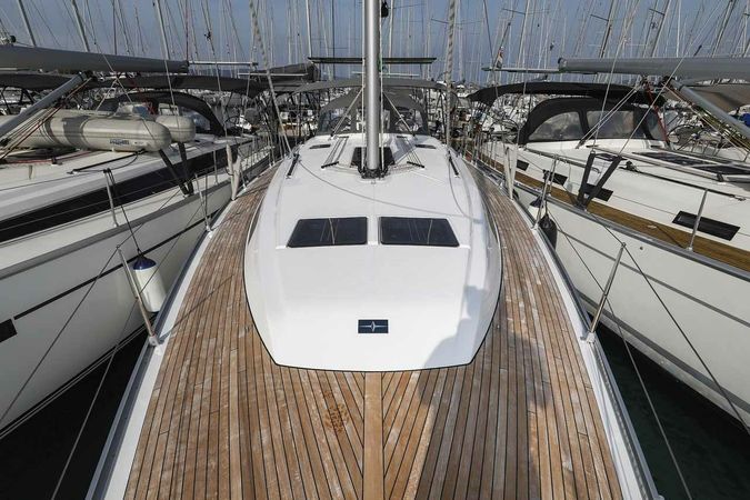 Bavaria Cruiser 46 | Studio 963