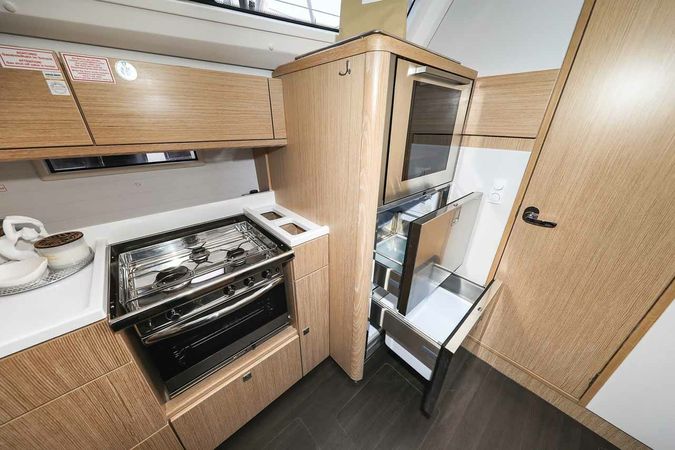 Bavaria Cruiser 46 | Studio 963