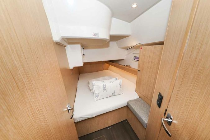 Bavaria Cruiser 46 | Studio 963