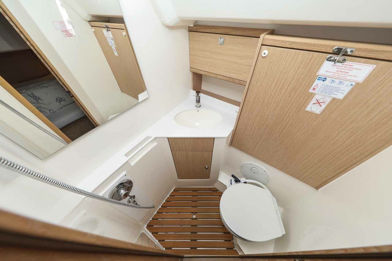 Bavaria Cruiser 46 | Studio 963