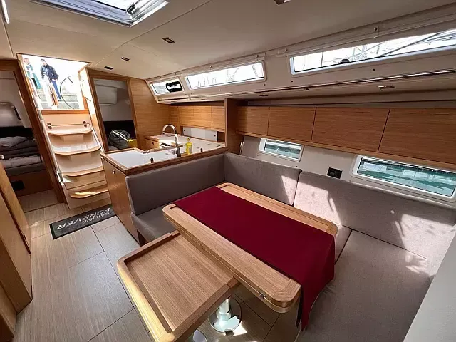 Salona 46 | Demetra